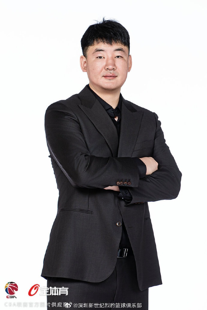 深圳全新教练组阵容正式亮相：主帅顾全 郑永刚晋升为总教练