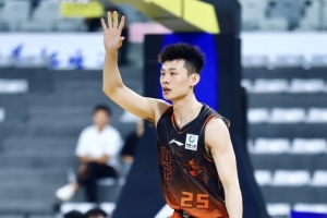 还没找到状态！王岚嵚半场5投1中&罚球2中2 得到5分1板1断