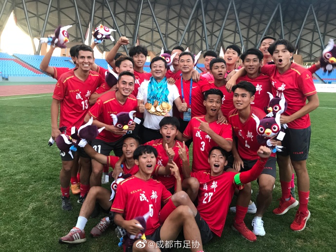 青年运动会男足U18决赛：成都体校击败广东深圳夺冠