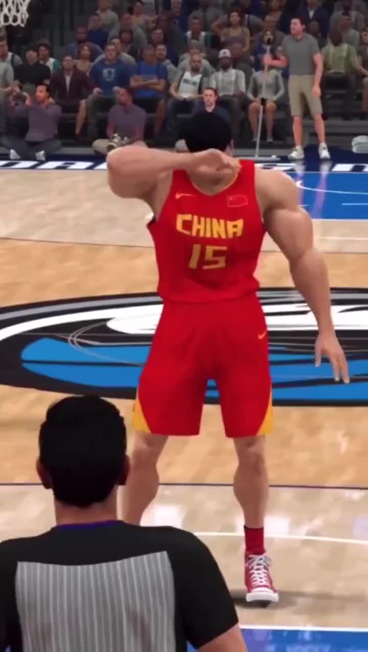 魔鬼筋肉人!周琦练成这样的肌肉会无敌吗?