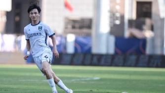 中甲-马尔康点射埃德米尔森破门 武汉三镇2-0南通支云重回次席