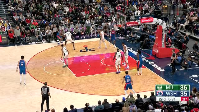 🏀比尔30+8 库兹马15+10 字母哥29+18 奇才力克雄鹿