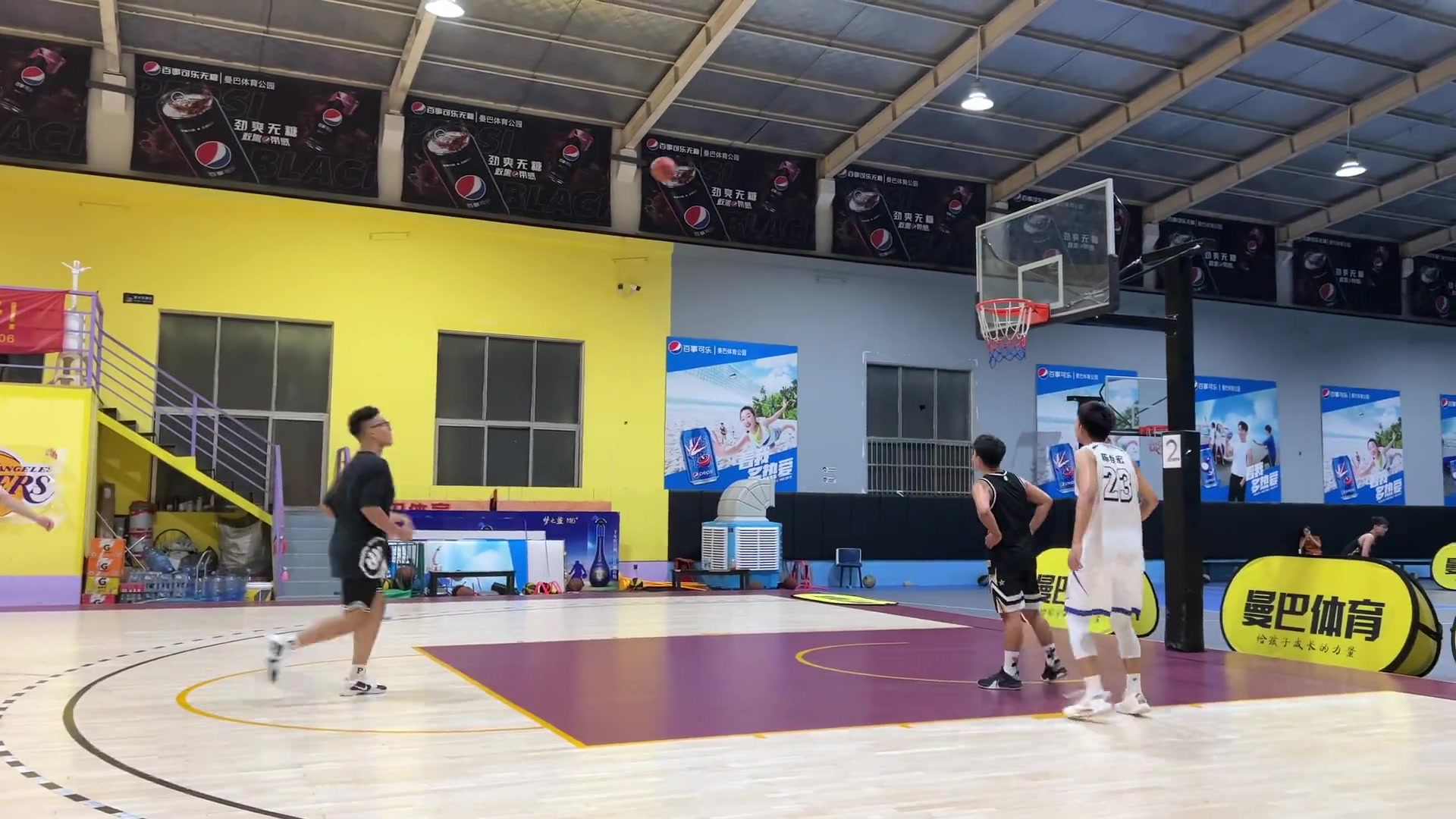 一个脑袋嗡嗡的五佳球助攻！