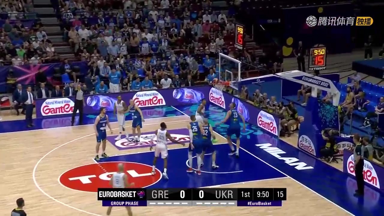 FIBA恐怖怪物！字母哥27分钟18中13疯砍41分9板2助1断集锦