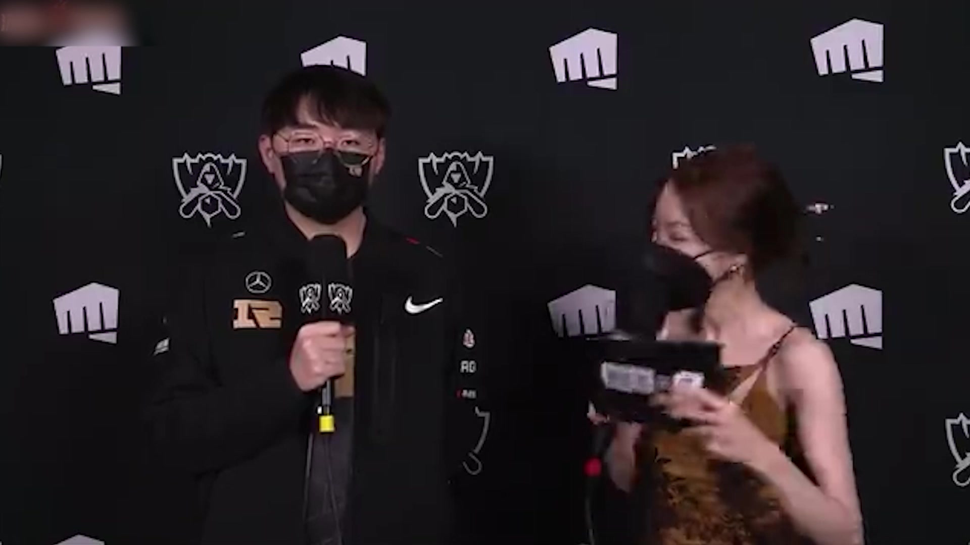 RNG赛后采访呼吸哥：国外粉丝都很热情