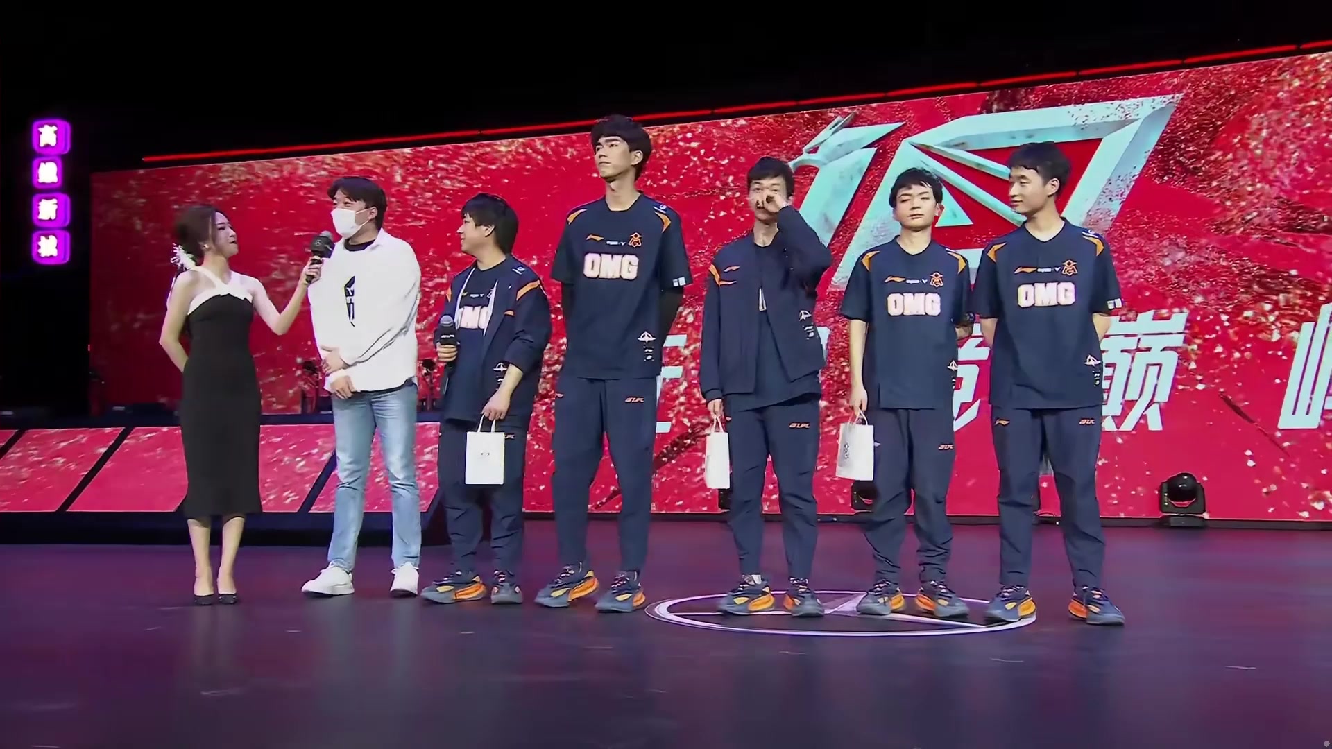 终极粉丝：初一到现在，贯穿我整个青春的OMG男粉深情演说