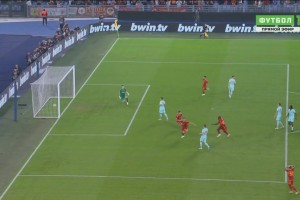 欧联-罗马2-0布拉格斯拉维亚3连胜登顶 卢卡库博维破门沙拉维2助