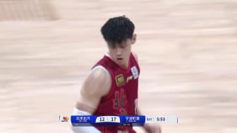 🏀周琦16+7 曾凡博15分 北京7人上双35分大胜宁波豪取8连胜