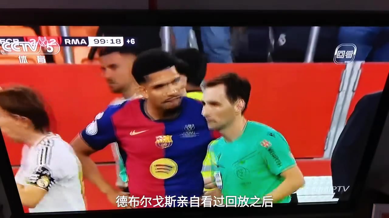 加盟时长两年半？被污染的决赛！？央视报道现在都这么有梗啦