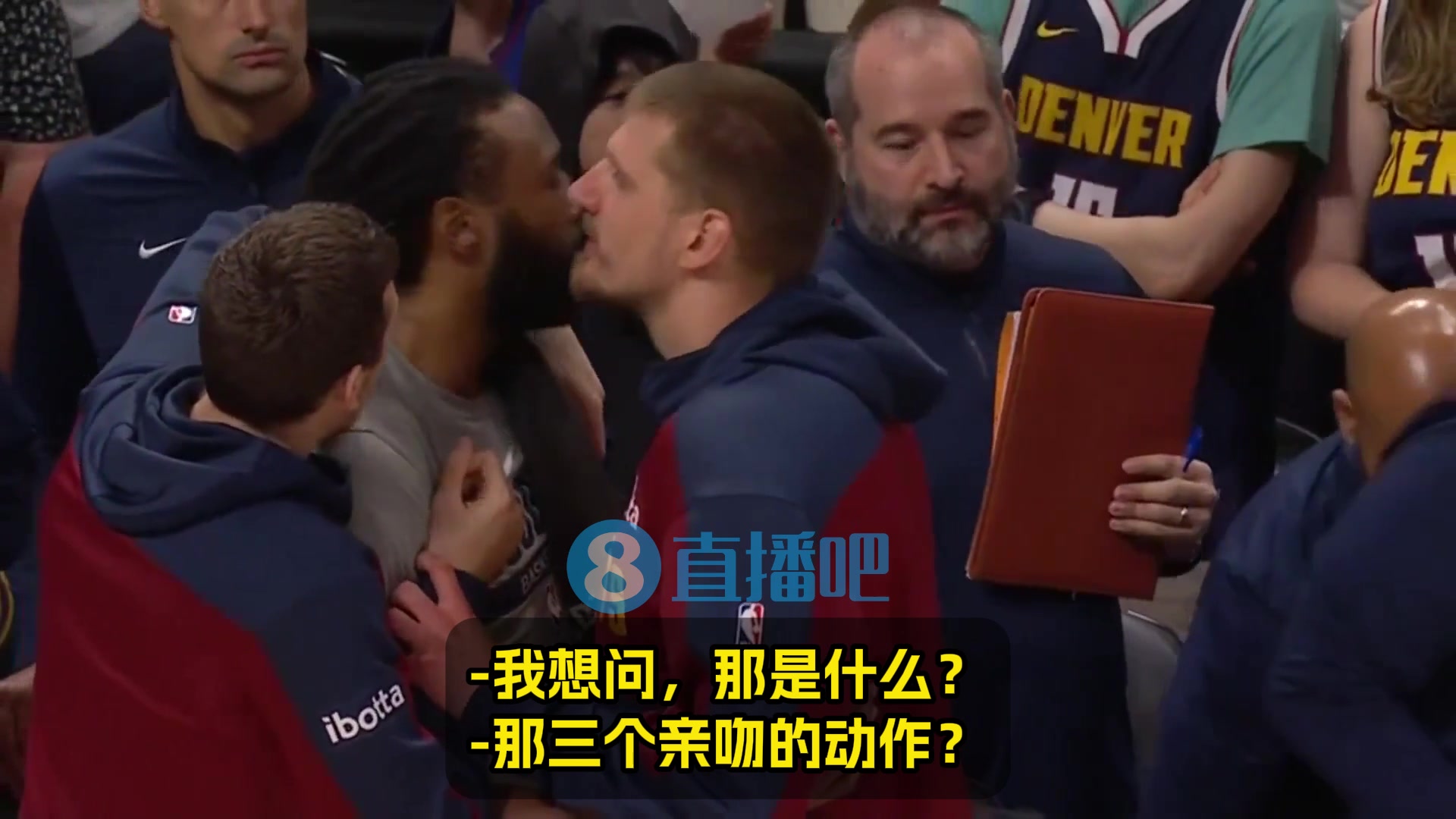 巴克利：小乔丹是你亲过最丑的人吗？约基奇