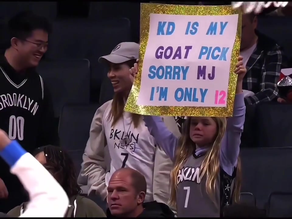 小球迷表示杜兰特才是我的goat！阿杜给整害羞了
