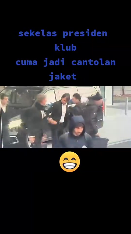 一脸懵，小因扎吉让张康阳拎衣服的视频被网友翻出