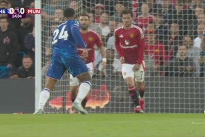 切尔西1-0曼联先赛升至第四 库库雷利亚头球制胜红魔8轮不胜