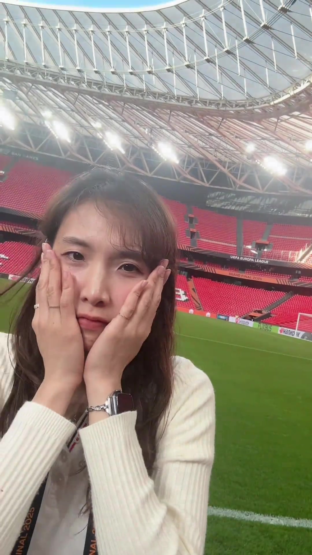 这钱花得值了！韩国电视台小姐姐高价买