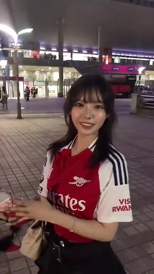 真不戳！阿森納的韓國(guó)美女球迷顏值這么高啊