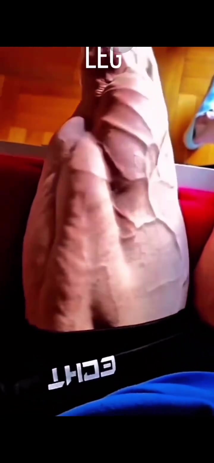 近距離看C羅的大腿肌肉能持續這麽長時間高光，真不是沒道理