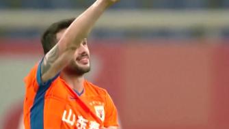 双杀!泰山3-0梅州近3轮首胜 卡扎戴帽泽卡下场停赛 梅州10轮8负