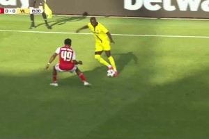 阿森纳2-3黄潜友谊赛2连败 佩佩弑旧主 点球加练枪手3-4同样不敌