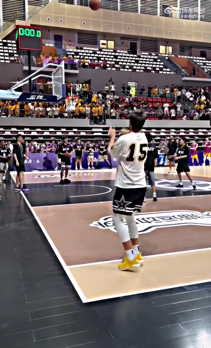 這就是NBA球員！里夫斯中國行投籃訓練，幾乎不投丟的