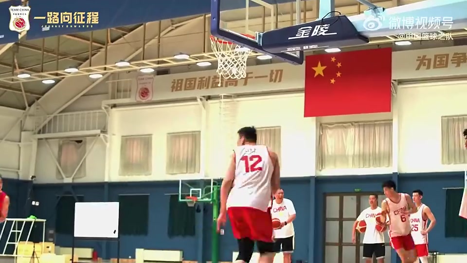 趙睿此前談當男籃隊長：我不是隊伍里能力最突出，更多是精神