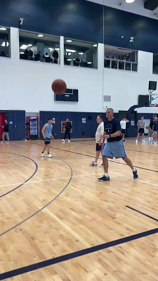 1米72的身高居然能闯荡NBA！看看河村勇辉是怎么训练的吧？
