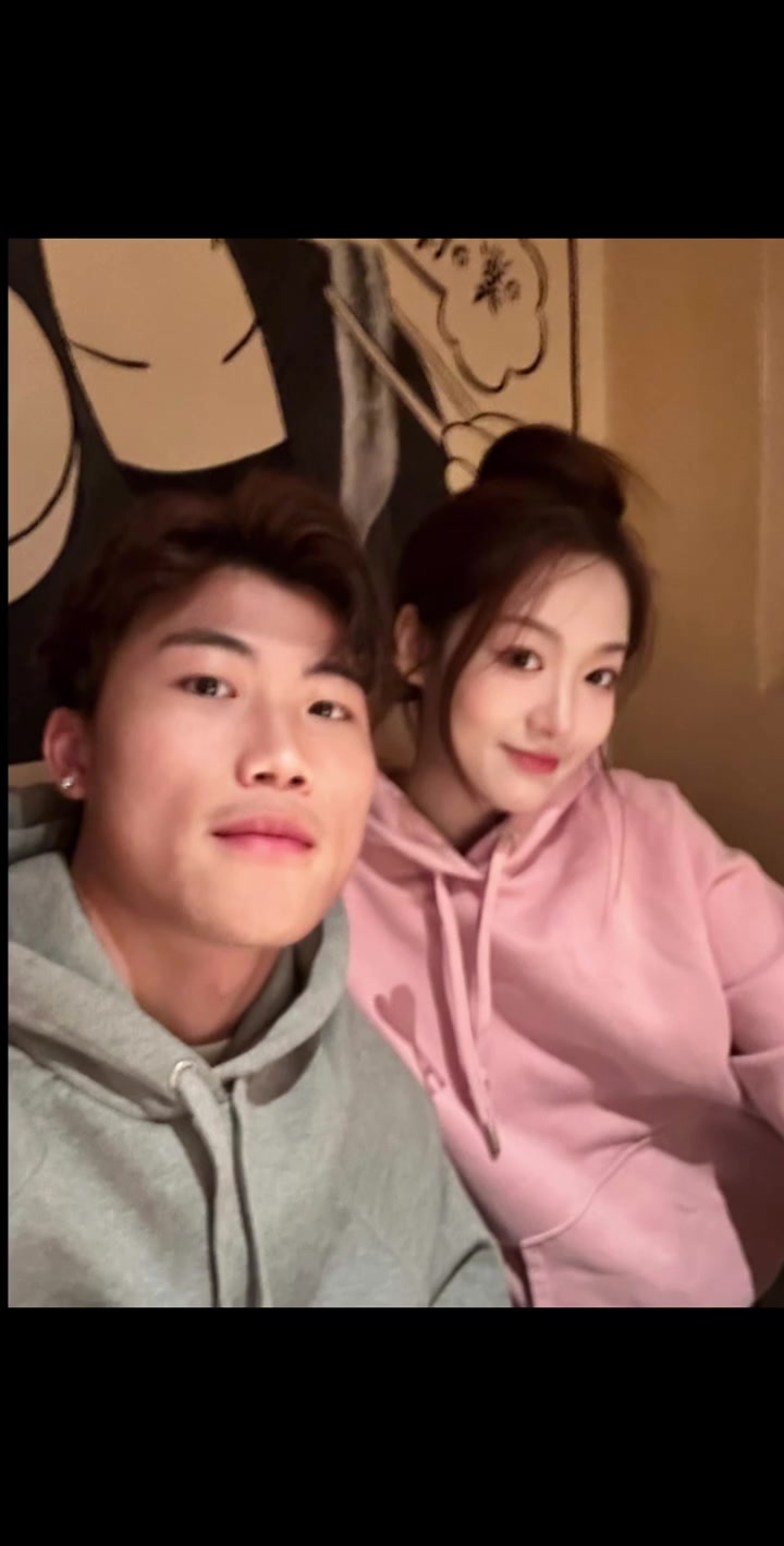 谢文能爱妻：七夕快乐！ 希望屏幕面前的你早日遇到自己的Ho