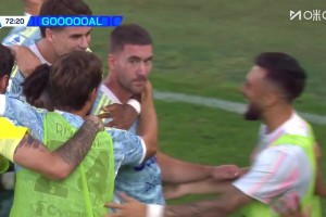 两连胜!尤文1-0热那亚 弗拉霍维奇替补头球制胜戴维失良机