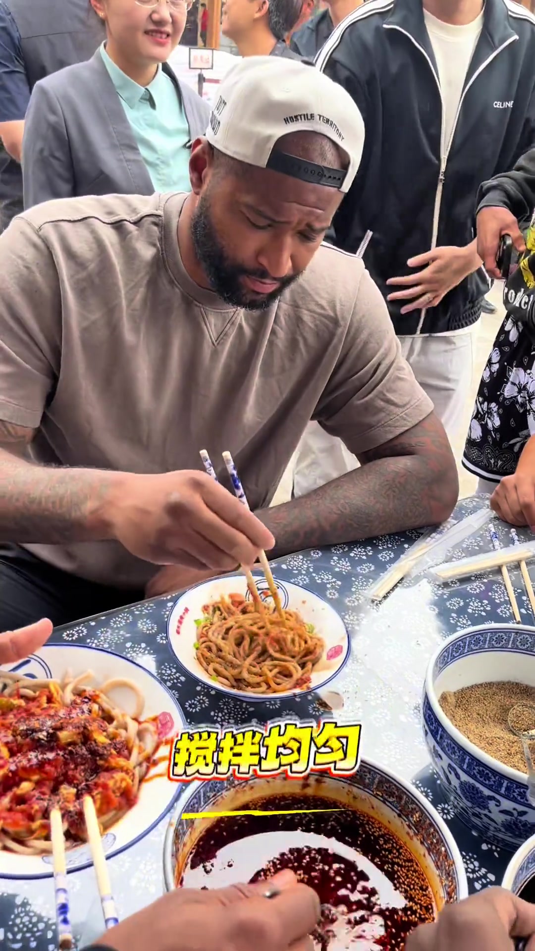 亲自动手做啊！考辛斯中国行到山西孝义体验面食文化~