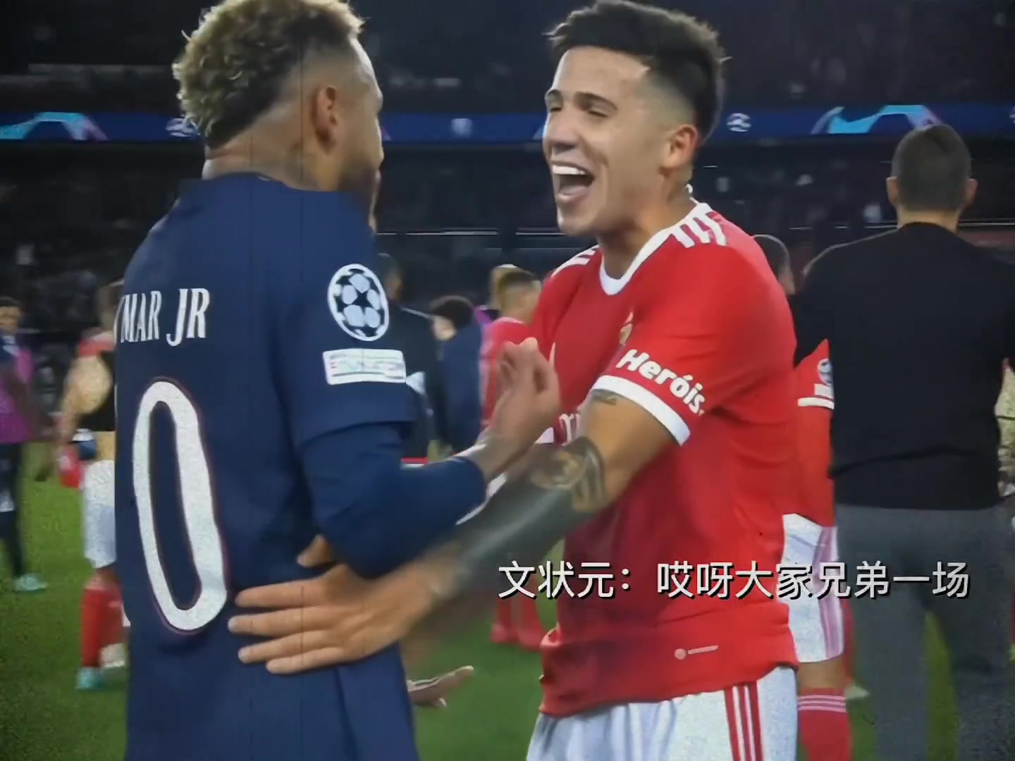 内马尔：你小子，别让我找你大哥啊！名场面：恩佐犯规内马尔！
