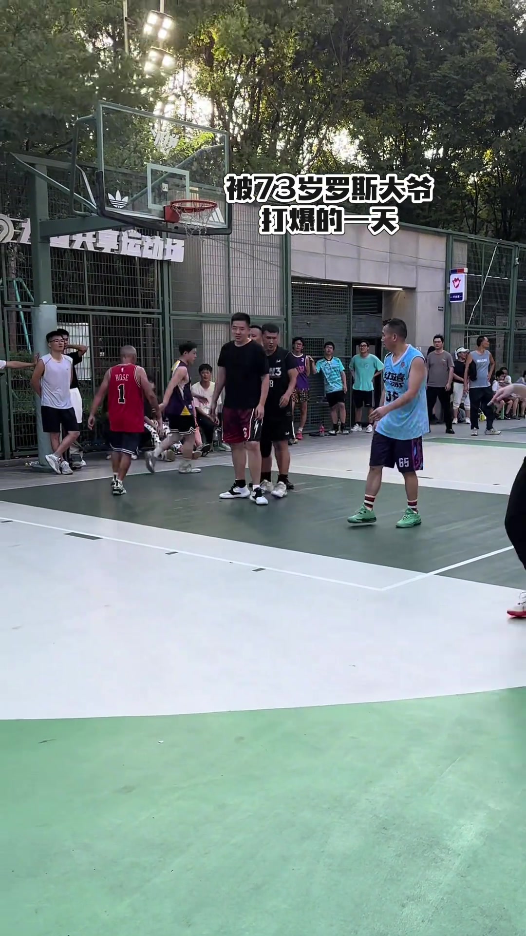 和73岁罗斯大爷实战对位 大爷绝对谎报年纪了37把？