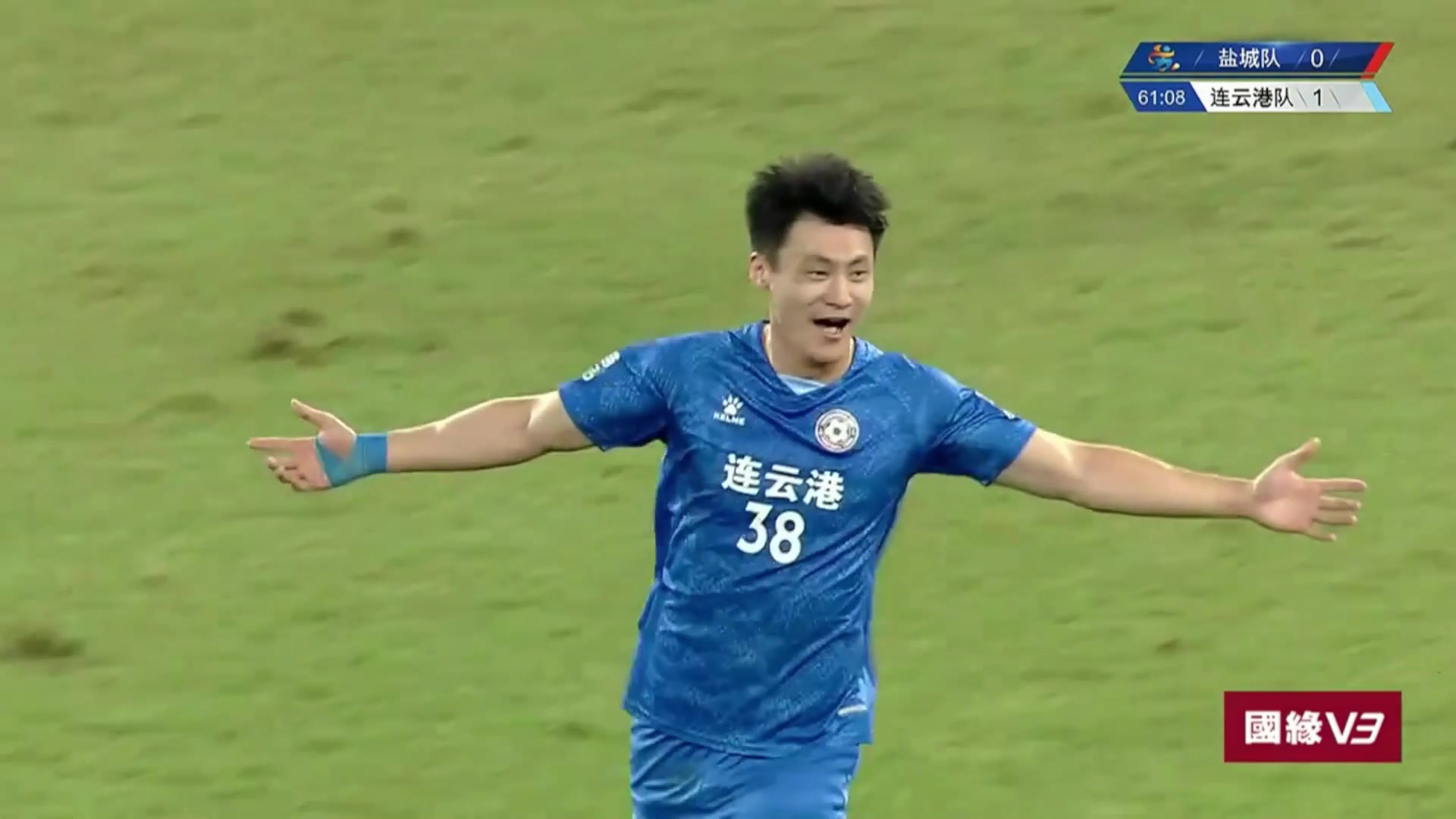 空中优势!张骋头球破门,助连云港队再下一城!