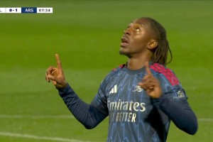 联赛杯-阿森纳2-0维尔港晋级16强 埃泽枪手处子球特罗萨德破门