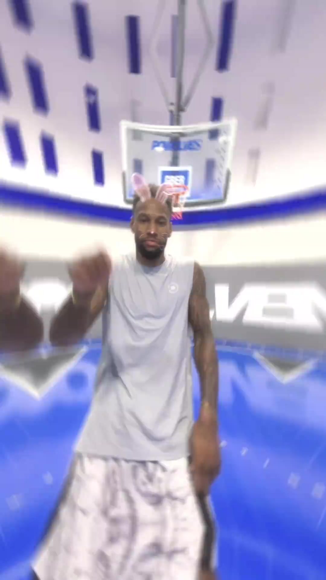 某人说他走的硬汉风...