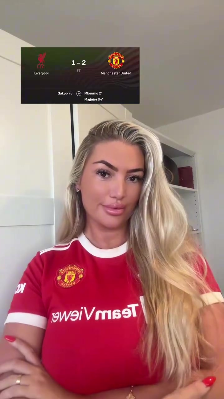 扬眉吐气！曼联女网红：不好意思了，利物浦！