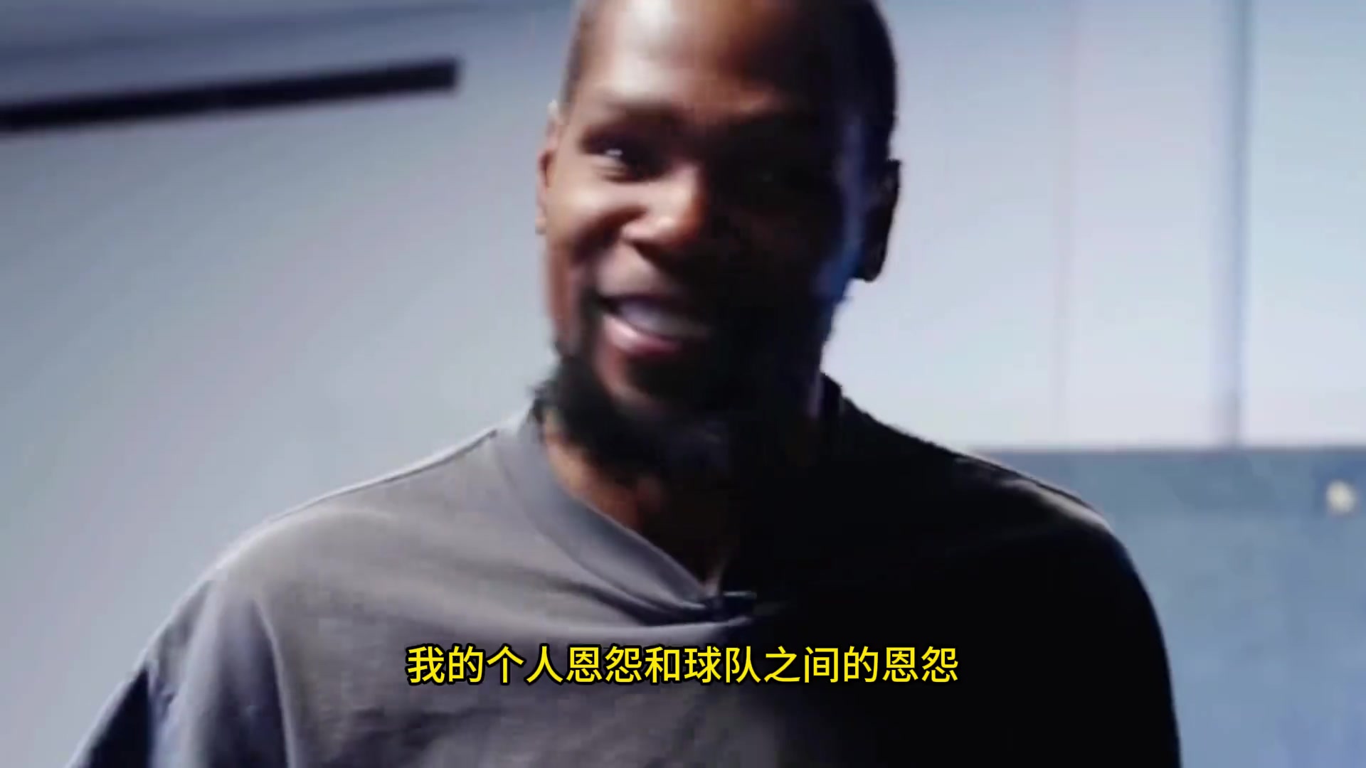 杜兰特正式下令！火箭全体向勇士宣战，点名要打爆追梦格林....