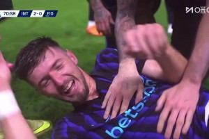 意甲-国米3-0佛罗伦萨 恰尔汗奥卢点射+双响苏契奇个人秀建功