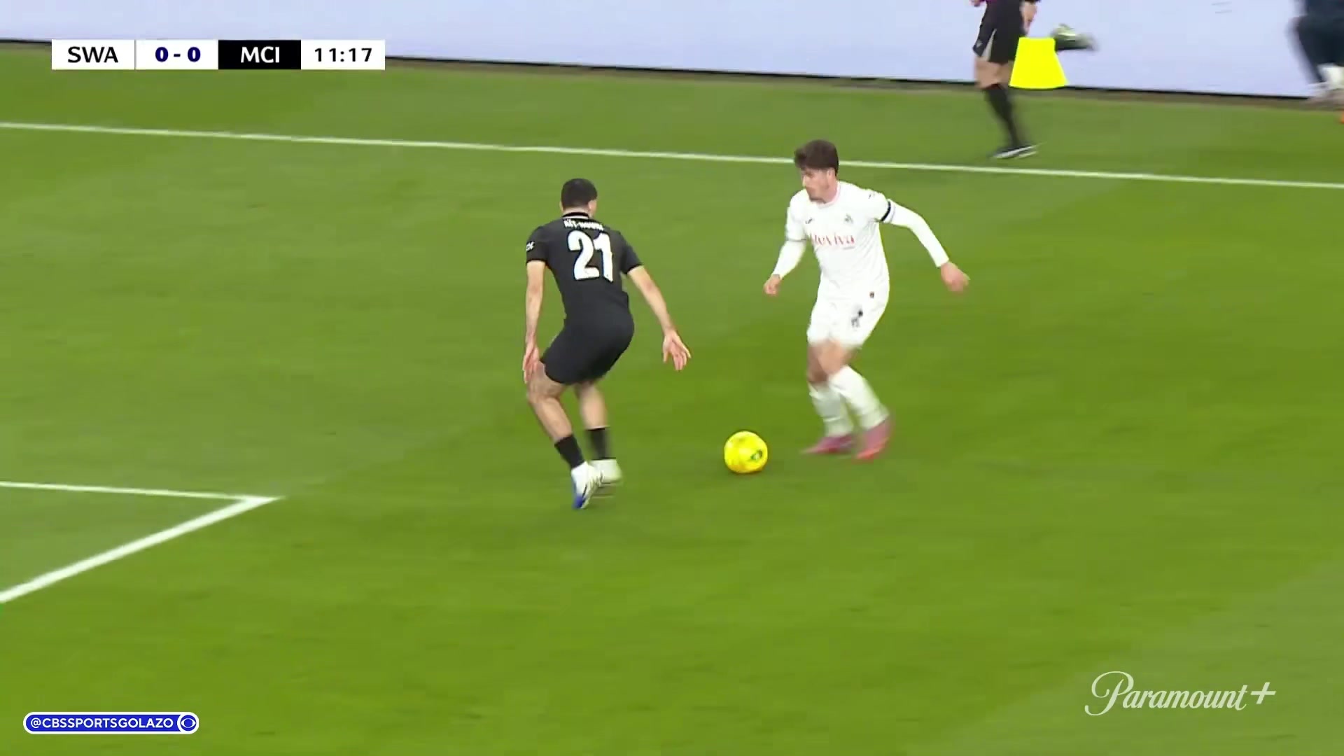 曼城落后!佛朗哥兜射死角中柱破门,特拉福德飞扑无能为力