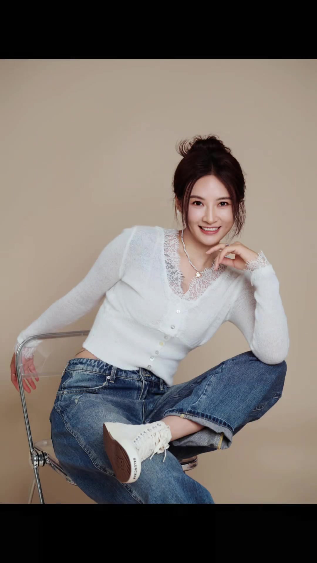 有点美啊!前女篮球员石一童的牛仔裤穿搭:精神小妹前来报到~