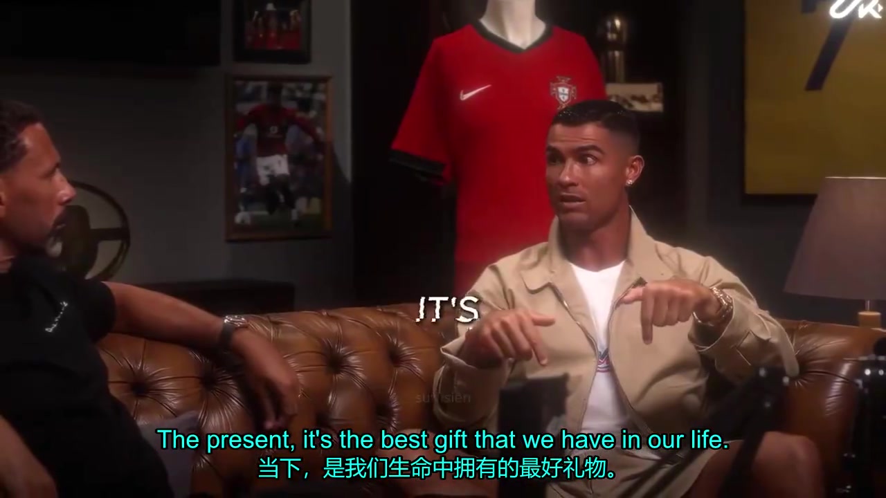 这次会说什么呢?C罗此前激励青年:活在当下,发生什么都要前进