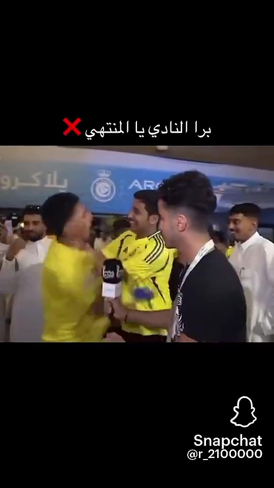 暴怒的胜利球迷:实际上C罗唯一的目标就是打入1000个进球