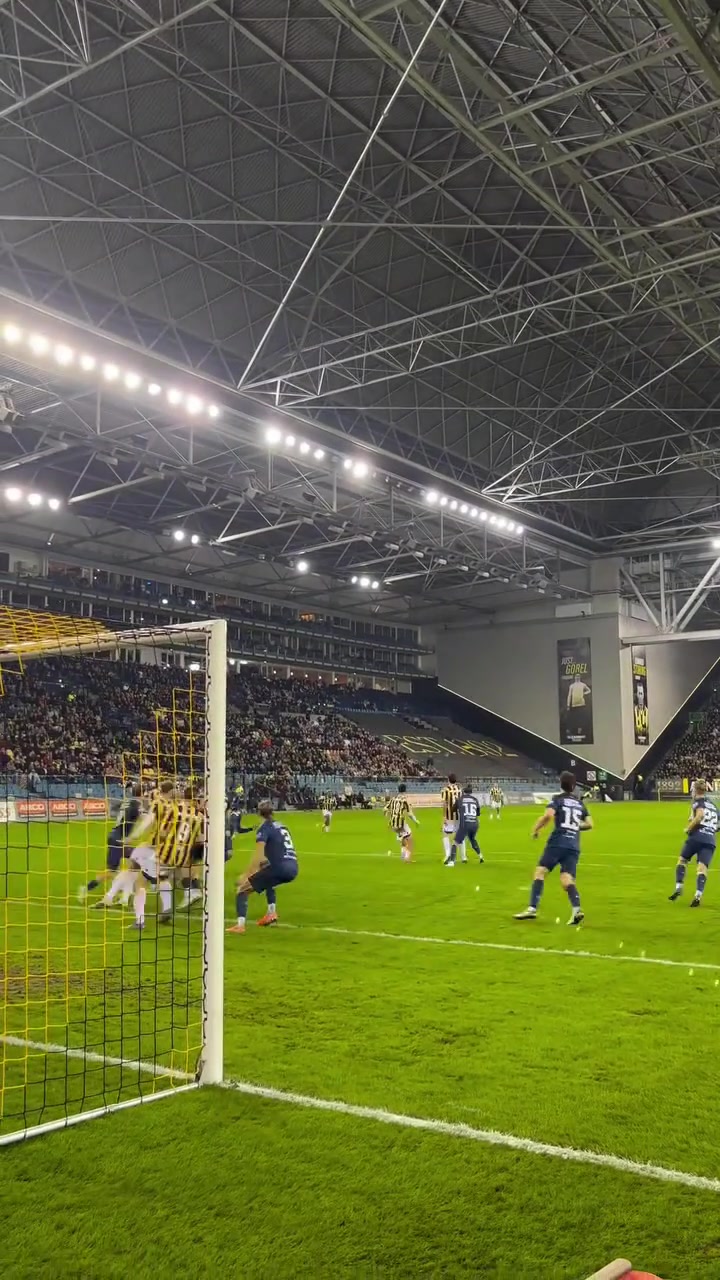 只有踢过球的才知道这一脚有多爽