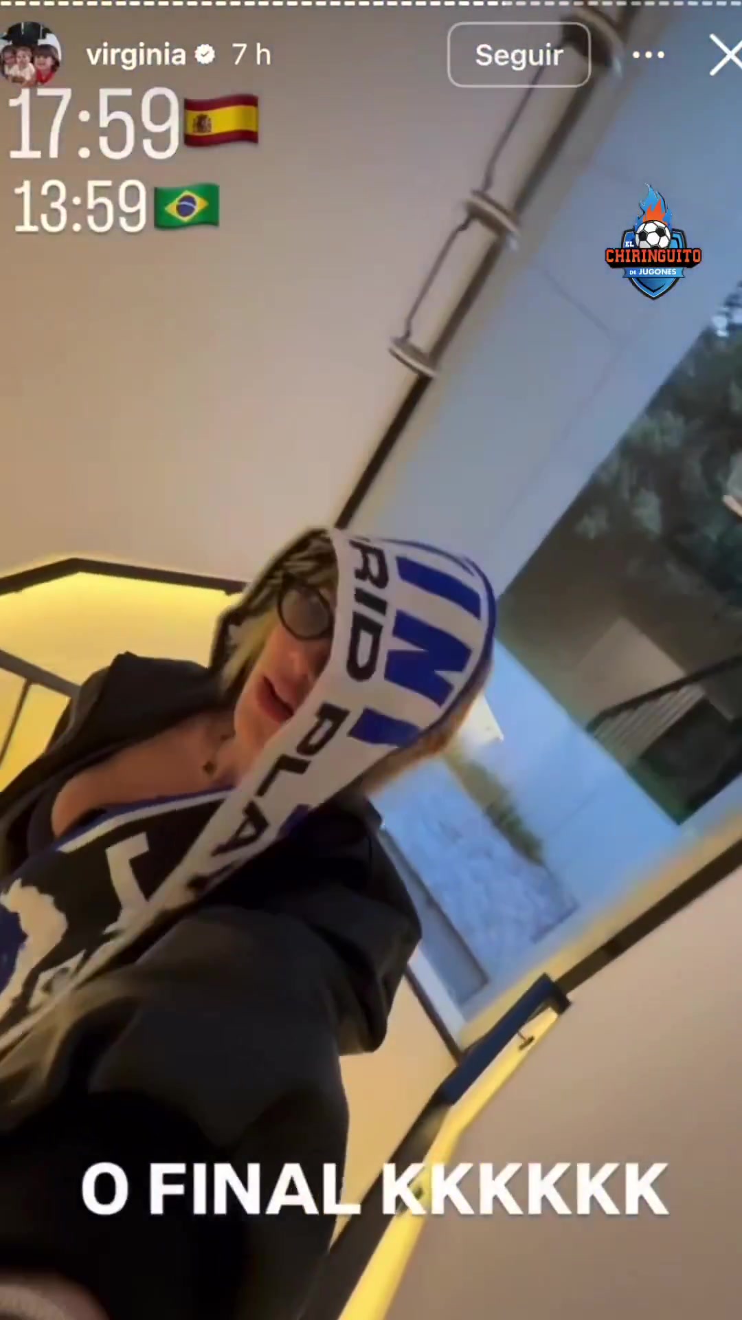 女友趁维尼修斯睡觉时偷袭:你喜欢吗?