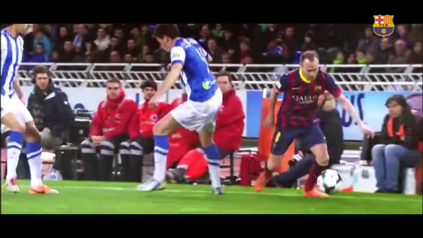 脚下生花！伊涅斯塔摆脱突破妙传集锦！油炸丸子大师！