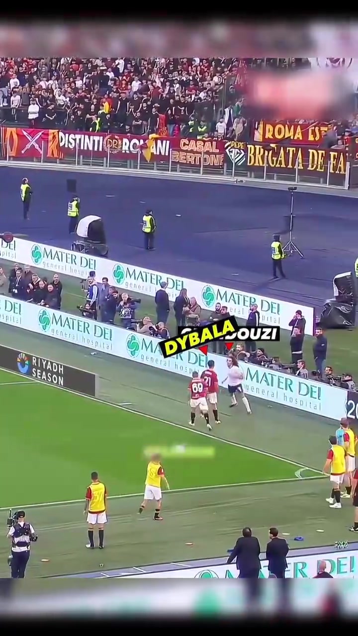 敢惹我?名场面:迪巴拉和贡多齐冲突,直接亮出世界杯冠军护