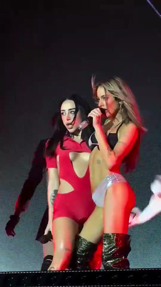 火辣亚马尔前女友Nicki重回舞台,客串德保罗女友演唱会