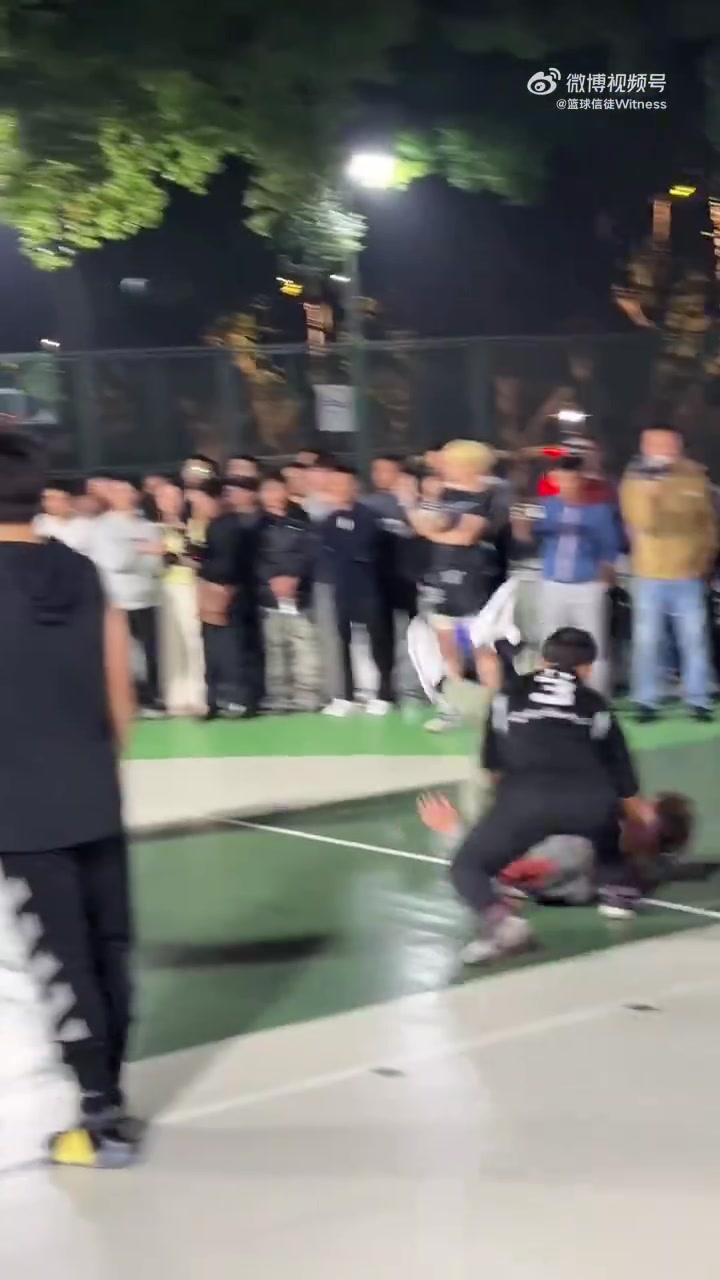 直接干倒！上海徐家汇野球场这强度，也太大了吧！