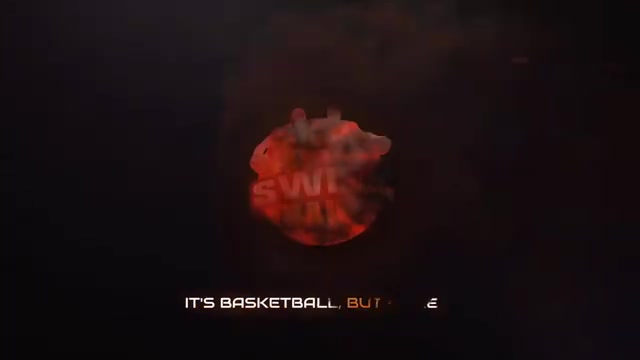 名场面:皮尔斯带着自己狗在保罗的草坪上便便,然后赶紧逃跑