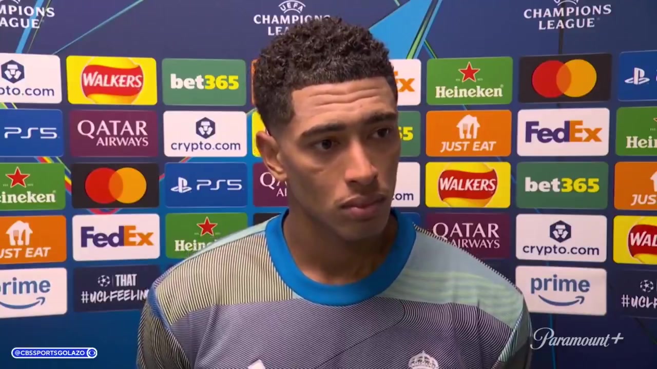 贝林厄姆觉得利物浦球迷仍爱阿诺德:球迷嘘声并不能反映真实