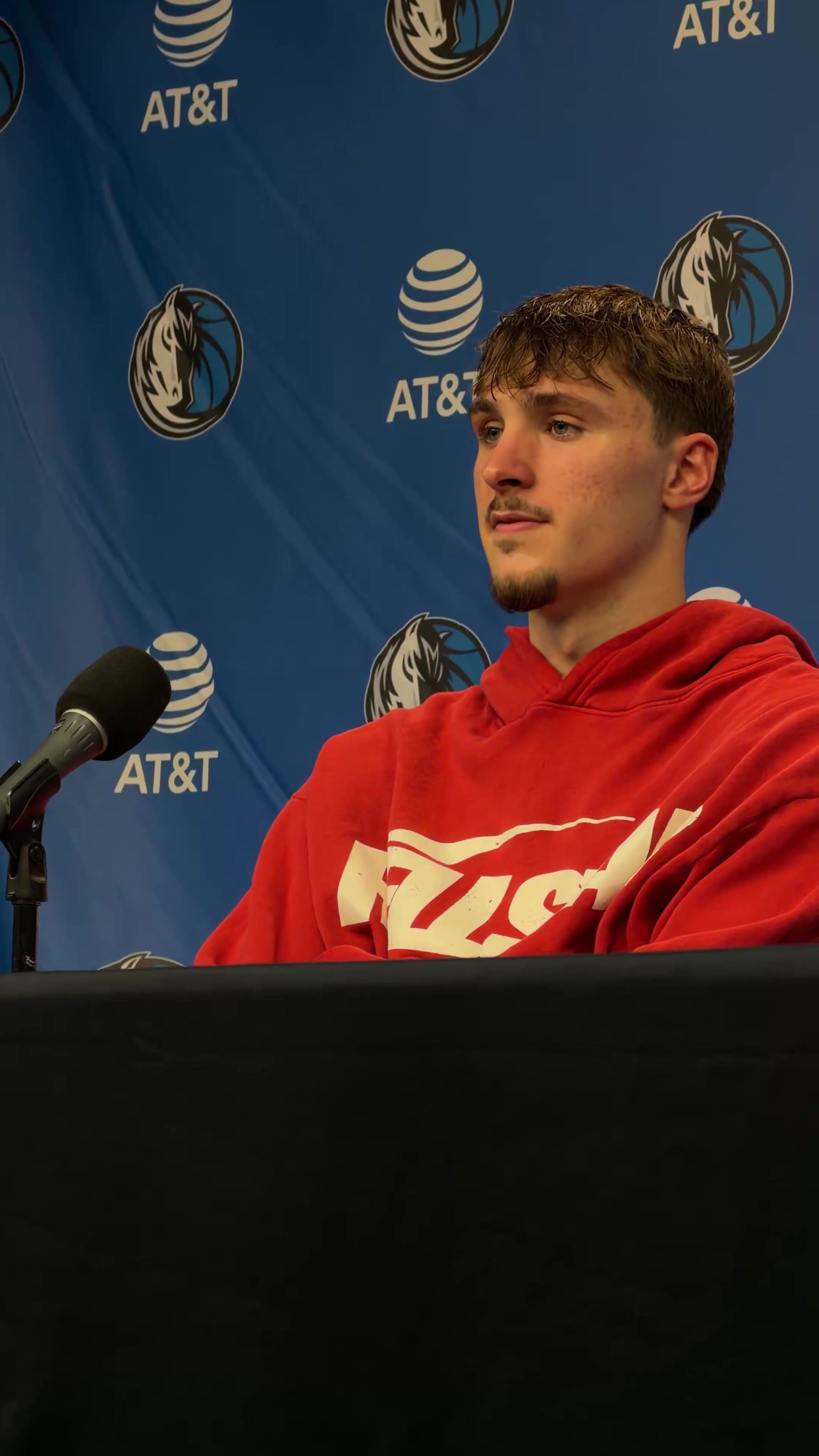 绷不住了!独行侠西部垫底,弗拉格赛后沮丧:我从没输过这么多球