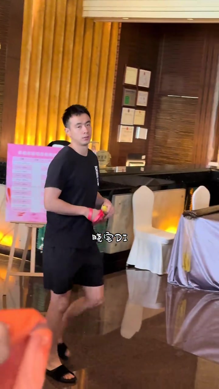 当继伟哥偶遇社牛姐！